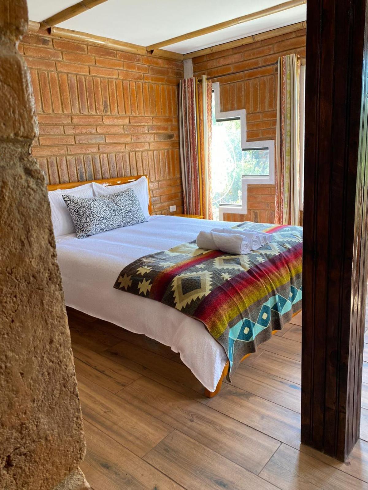 Watzara Wasi Cottage Familiar Camprestre Y Lofts En Cotacachi Zewnętrze zdjęcie