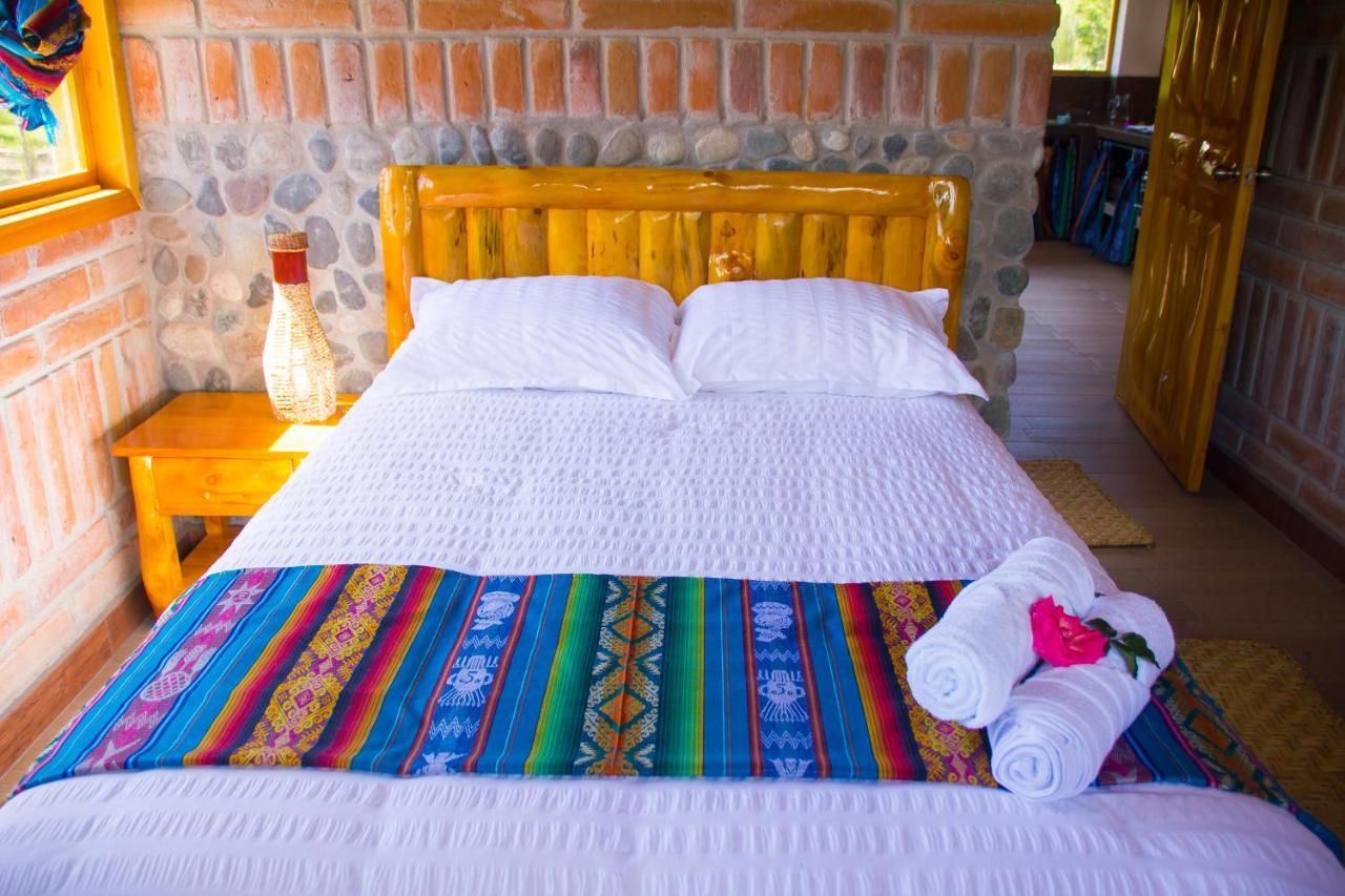 Watzara Wasi Cottage Familiar Camprestre Y Lofts En Cotacachi Zewnętrze zdjęcie